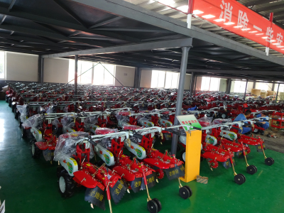 ��@����C